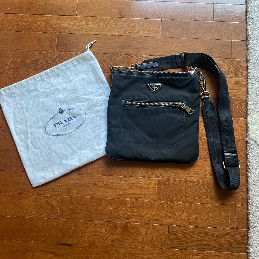 Prada Unisex Messager Bag. Black